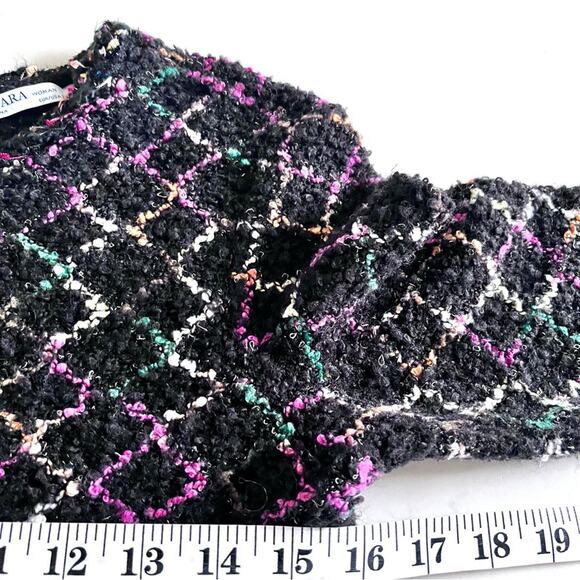 Zara black multicolor boucle knit top with pearl detail size Small - Picture 3 of 7